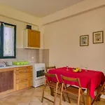 Casa de Férias Analipsi Front Kástro Tornéze