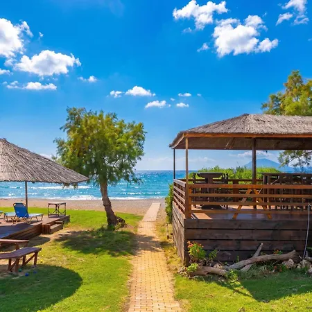 Analipsi Front Ferienhaus Kástro Tornéze