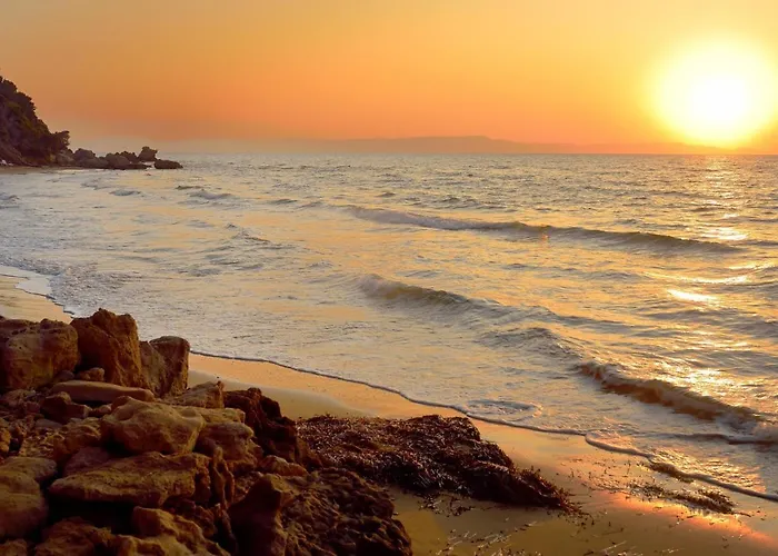 Analipsi Front Vakantiehuis Kástro Tornéze